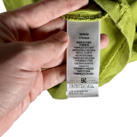 3/$20 Marmot Mountain Works Men's Adult Medium Green S/S Graphic T-Shirt Beavers - Picture 4 of 9